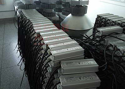 <a href=http://www.dgxls.com/index.php/list/index/g/c/id/106.html target='_blank'>LED驅(qū)動(dòng)</a>電源